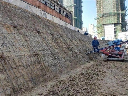 双台子建筑边坡支护
